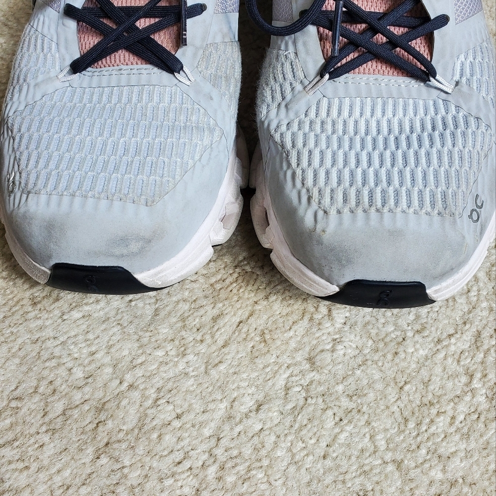 On Running Gray and Black Athletic Shoes with Mesh Upper. Size 10.5 - Picture 10 of 15